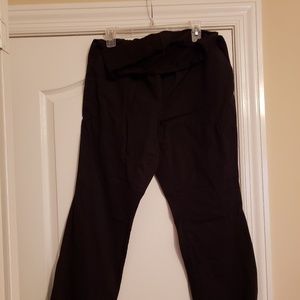 Old navy black maternity pants